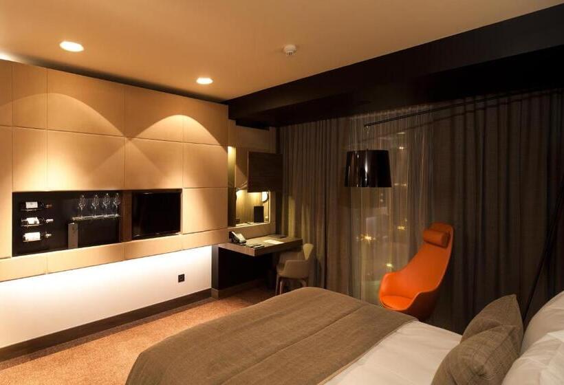 商务房间, Kronwell Brasov