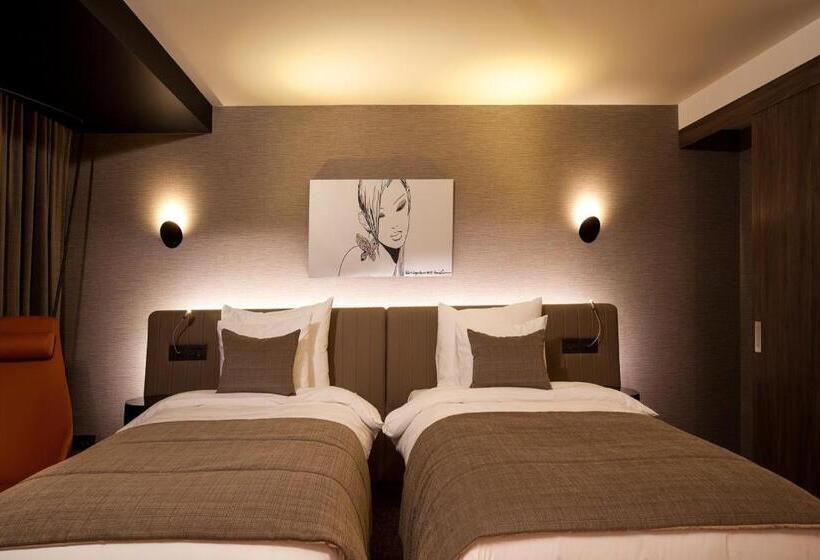 商务房间, Kronwell Brasov