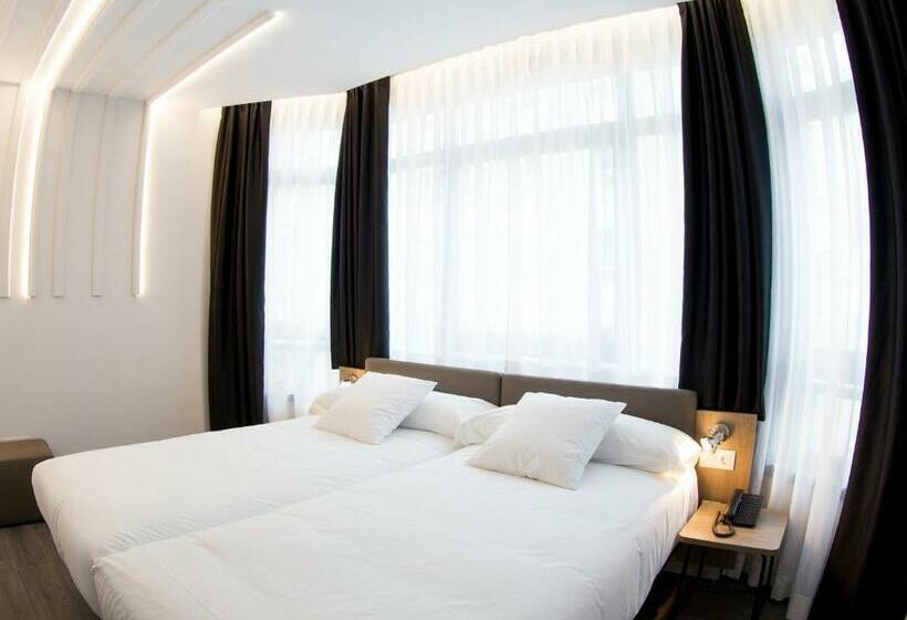 חדר סטנדרט, Lux Santiago