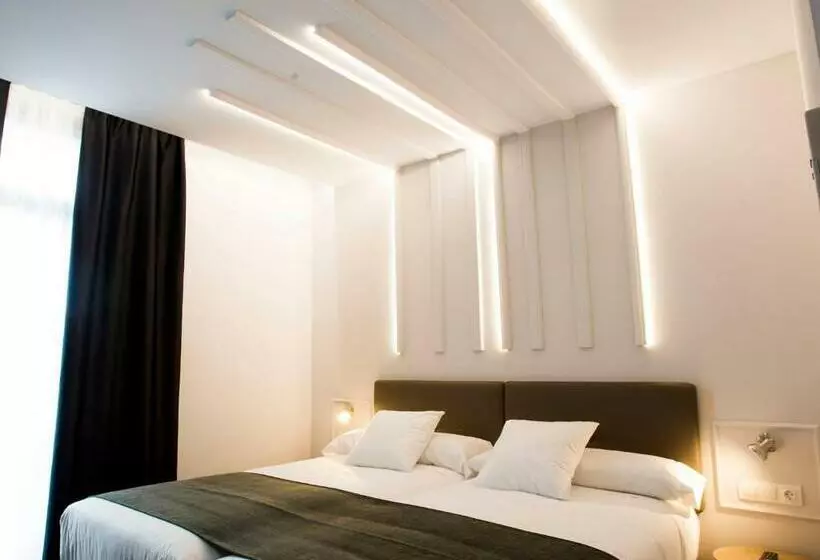 اتاق استاندارد, Lux Santiago
