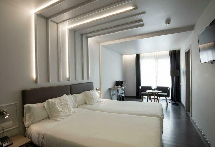 수피리어 룸, Lux Santiago