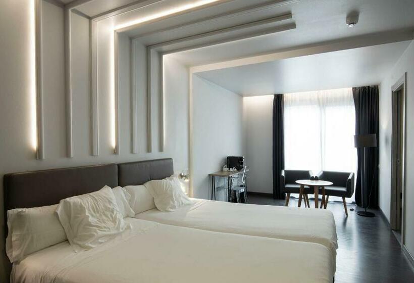 חדר סופריור, Lux Santiago