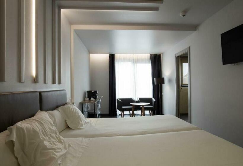 חדר סופריור, Lux Santiago