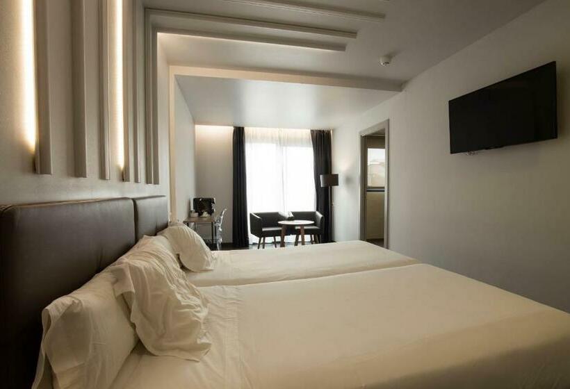 חדר סופריור, Lux Santiago