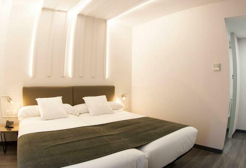 수피리어 룸, Lux Santiago