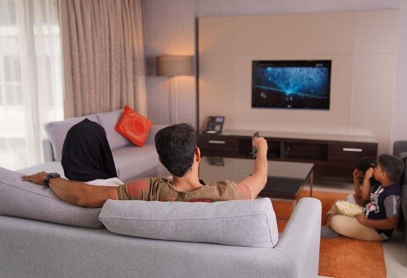 استودیو استاندارد با چشم‌انداز استخر, Majestic Arjaan By Rotana – Manama