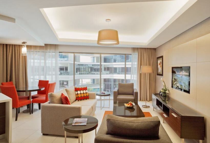 استودیو استاندارد با چشم‌انداز استخر, Majestic Arjaan By Rotana – Manama