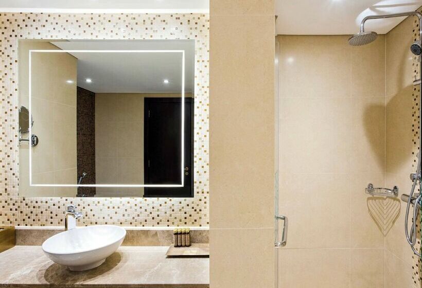 스위트, Pullman Resort Al Marjan Island
