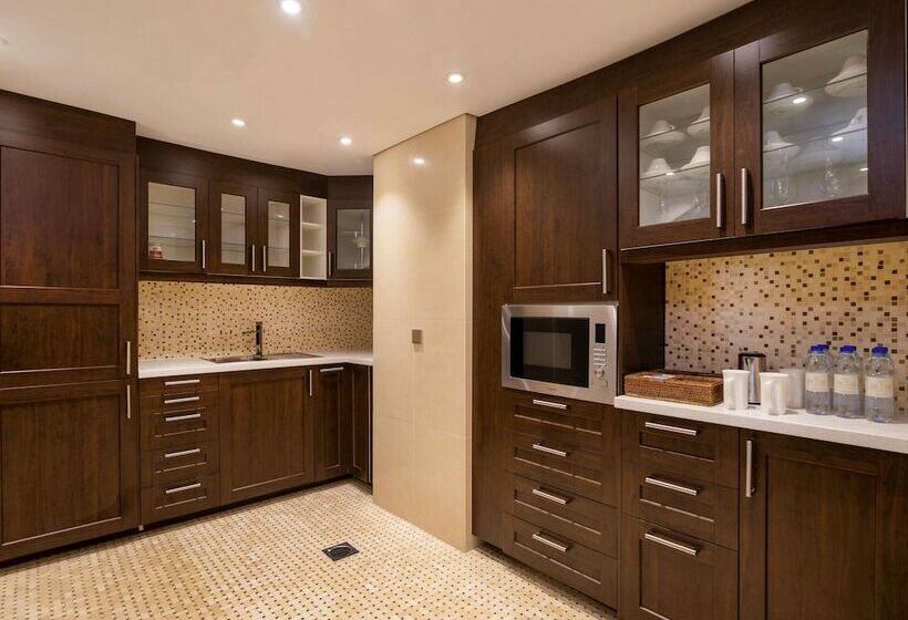 3 Bedroom Suite, Pullman Resort Al Marjan Island