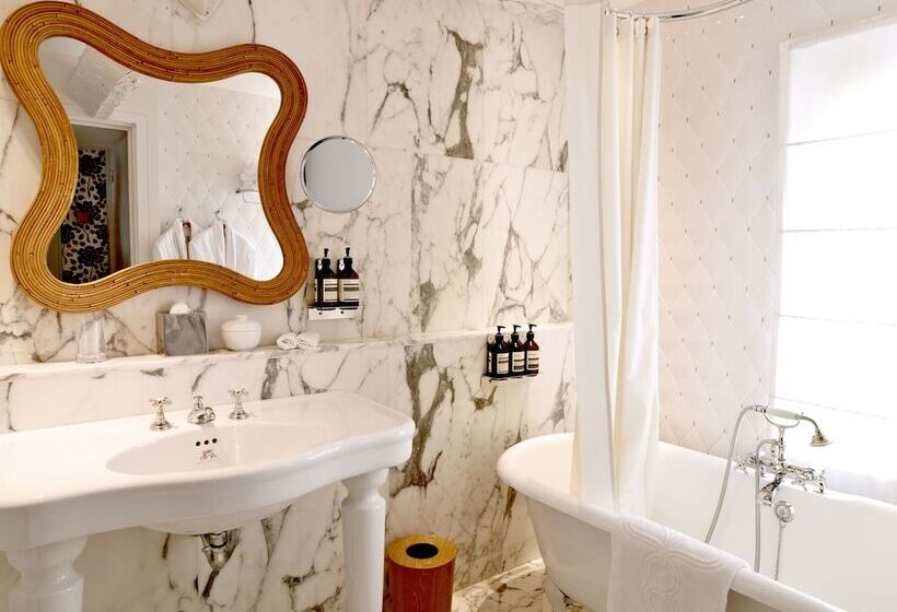 デラックスルーム, Thoumieux