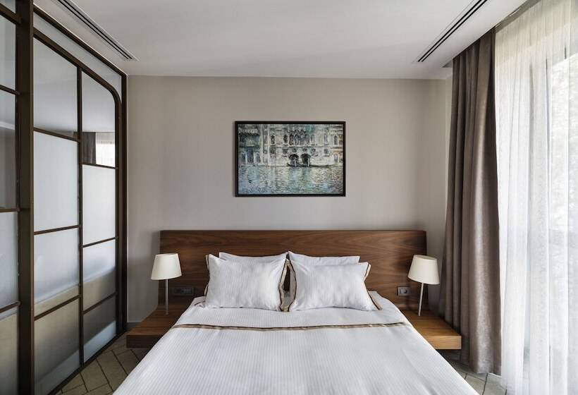 سوییت اجرایی, Upsuites