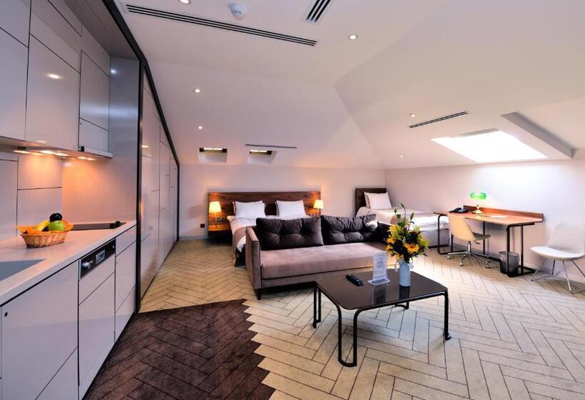 سوییت لوکس, Upsuites