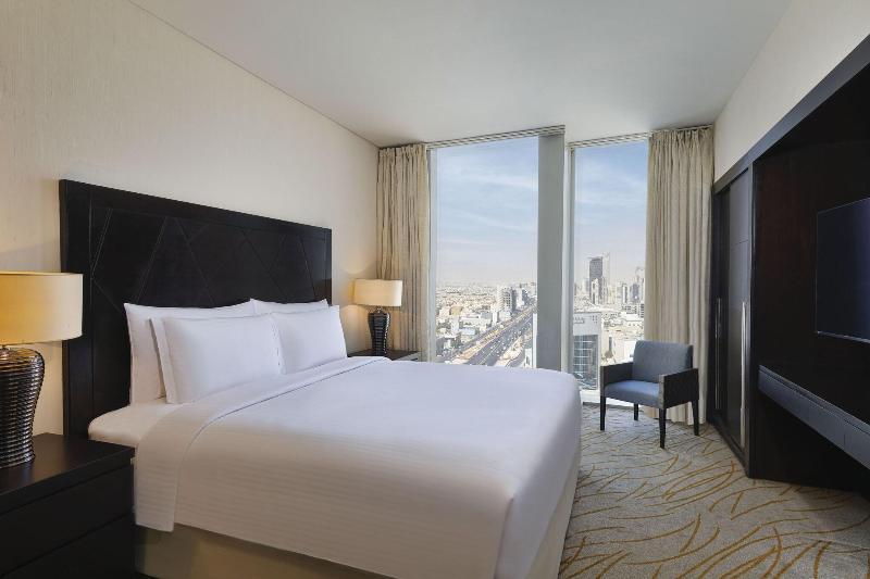 3 Bedroom Suite, Pullman Resort Al Marjan Island