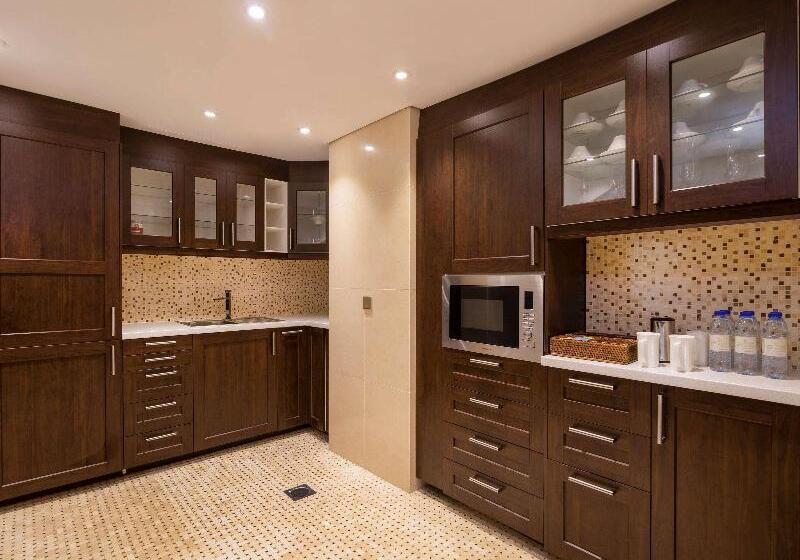 3 Bedroom Suite, Pullman Resort Al Marjan Island