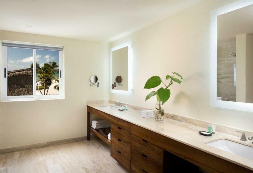 سوئیت جونیور با تخت بزرگ, The Westin Puntacana Resort