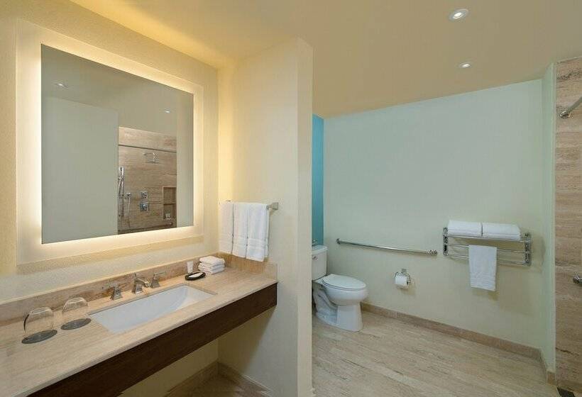 سوییت جونیور با چشمانداز دریا, The Westin Puntacana Resort