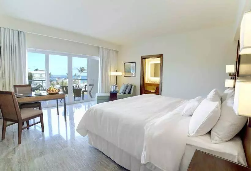 اتاق پرمیوم با چشم‌انداز دریا, The Westin Puntacana Resort