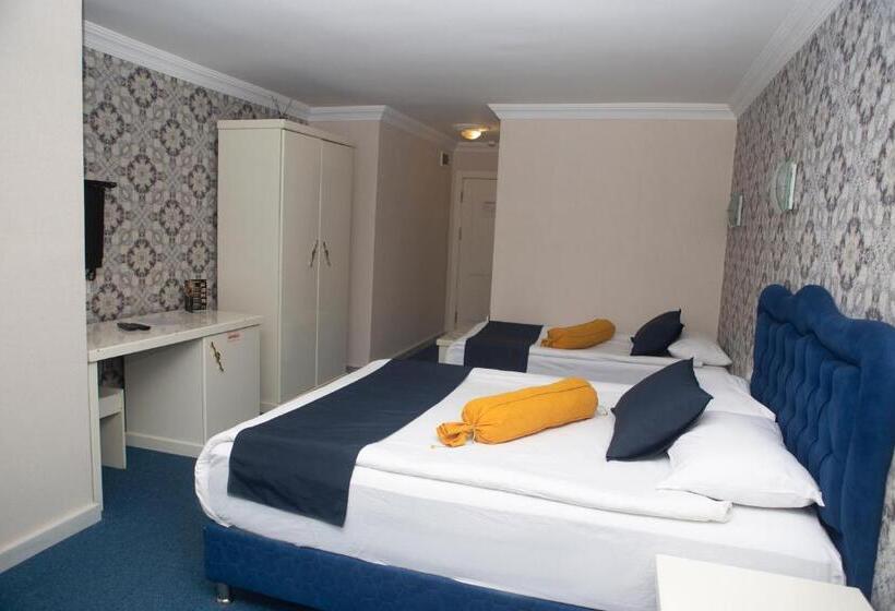 اتاق خانوادگی, Can Grand