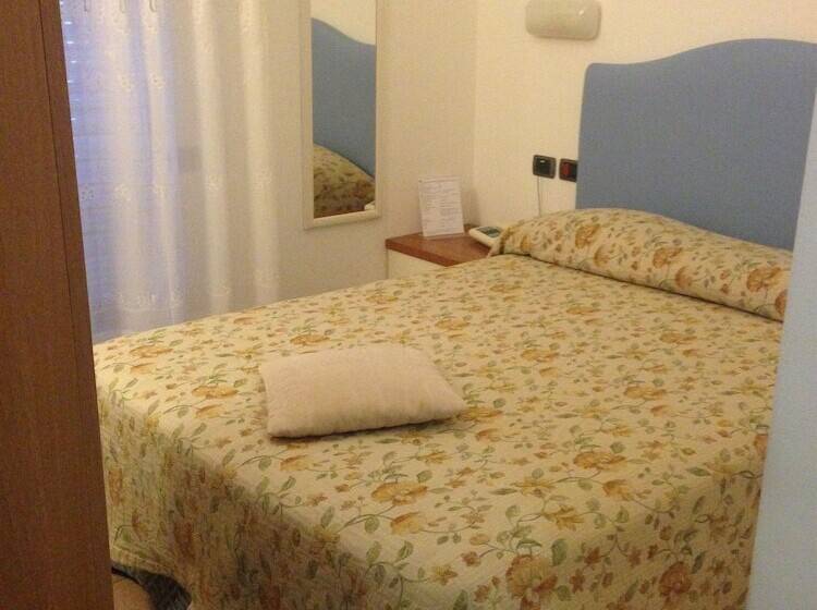 غرفة إقتصادية, Excelsior Hotel E Appartamenti