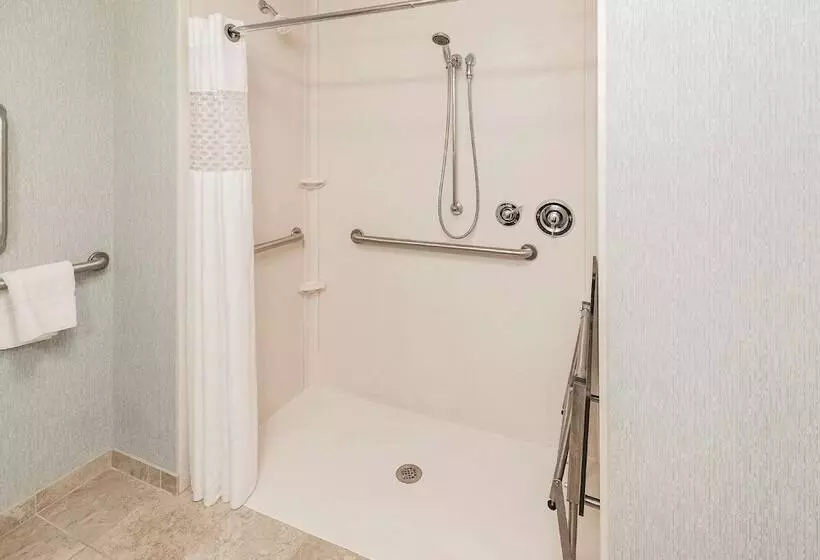 身障者適用スタンダードルーム, Hampton Inn Pittsburgh Bridgeville