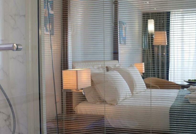 חדר סופריור נוף לים, Olympic Lagoon Resort Paphos