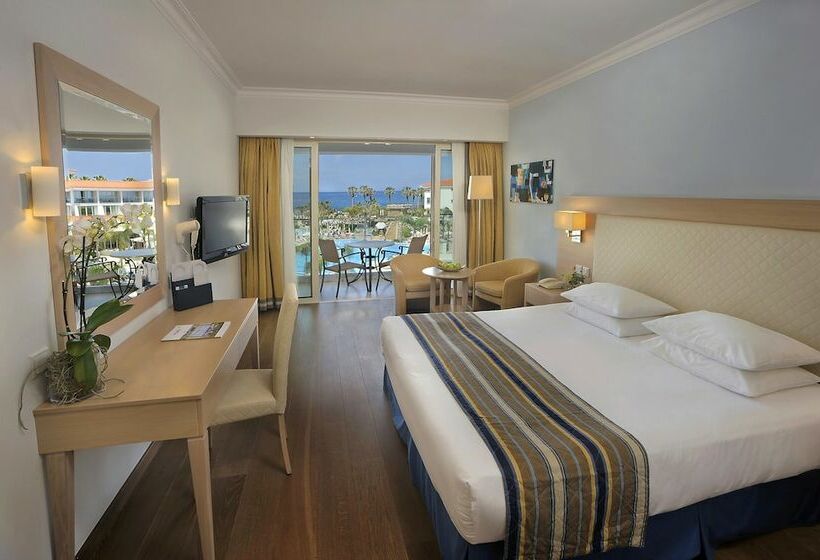 חדר דלוקס נוף לים, Olympic Lagoon Resort Paphos