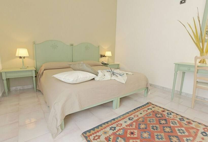 Номер Economy, Puntamajata