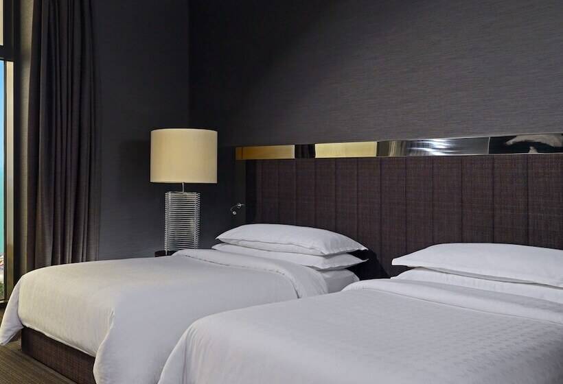 חדר קלאב, Sheraton Batumi