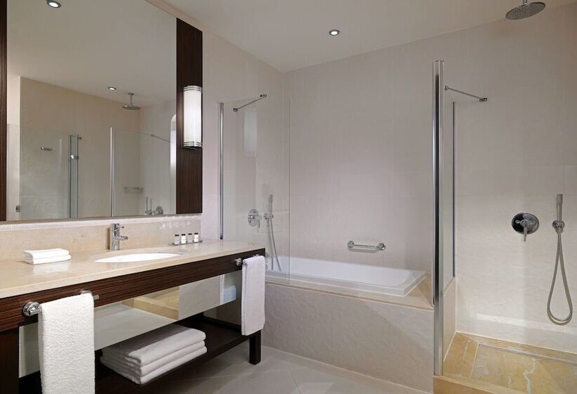 חדר אקזקיוטיב, Sheraton Batumi