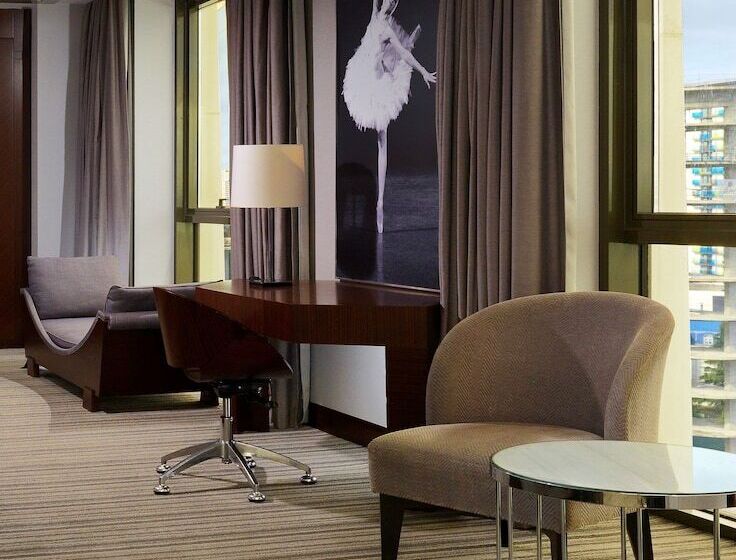 اتاق اجرایی, Sheraton Batumi