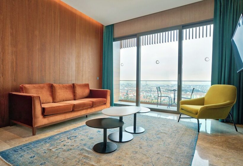 סוויטה אקזקיוטיב, Tasigo Eskisehir