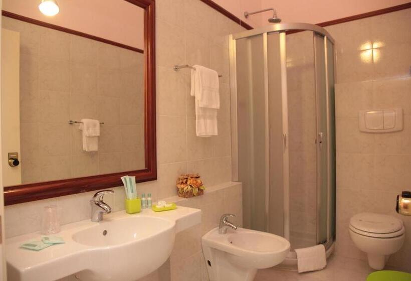 Номер Стандарт Индивидуальный, Tropis