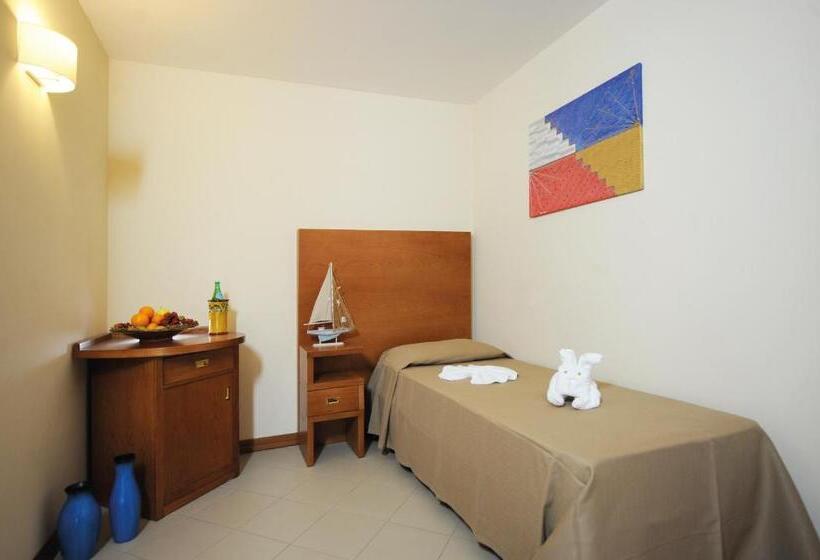 Номер Стандарт Индивидуальный, Tropis