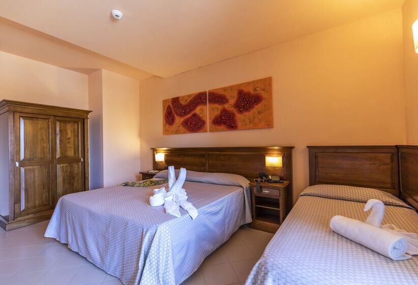 Трехместный Номер Комфорт, Tropis