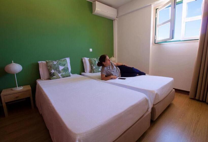 バルコニー付きデラックスルーム, Wot Sintra Sarrazola