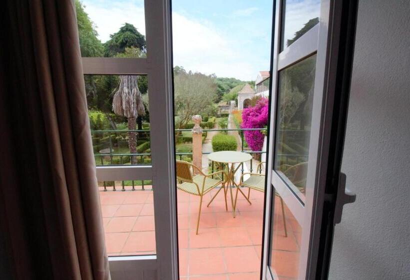 バルコニー付きデラックスルーム, Wot Sintra Sarrazola