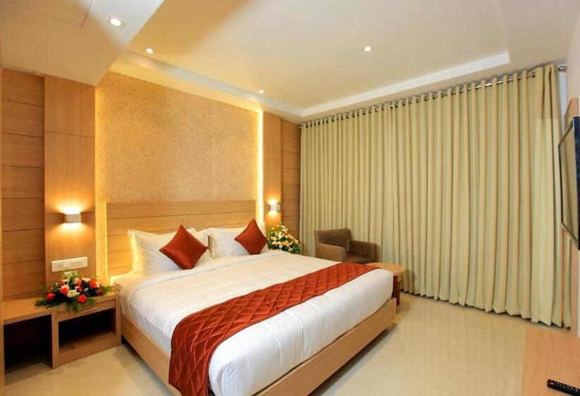 Quarto Deluxe, Raas Residency