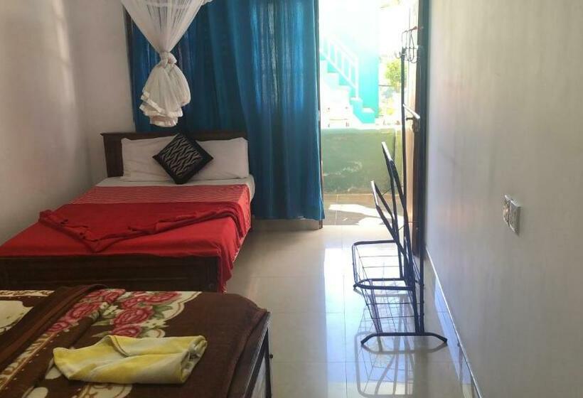 Cameră Triplă Standard, Achinika Holiday Inn