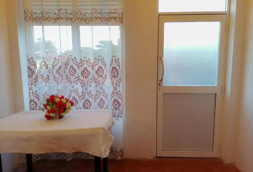 اتاق استاندارد با بالکن, Knt Villa