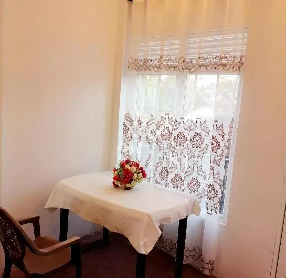 اتاق استاندارد با بالکن, Knt Villa