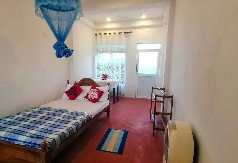 اتاق استاندارد با بالکن, Knt Villa