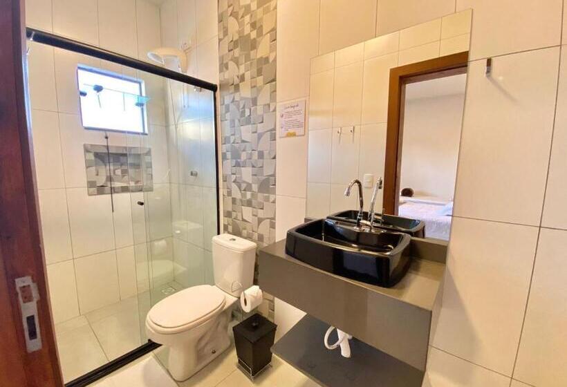 اتاق استاندارد سه نفره, Pousada Villa Vantino