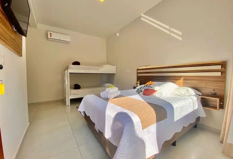 اتاق سوپریور چهار تخته, Pousada Villa Vantino