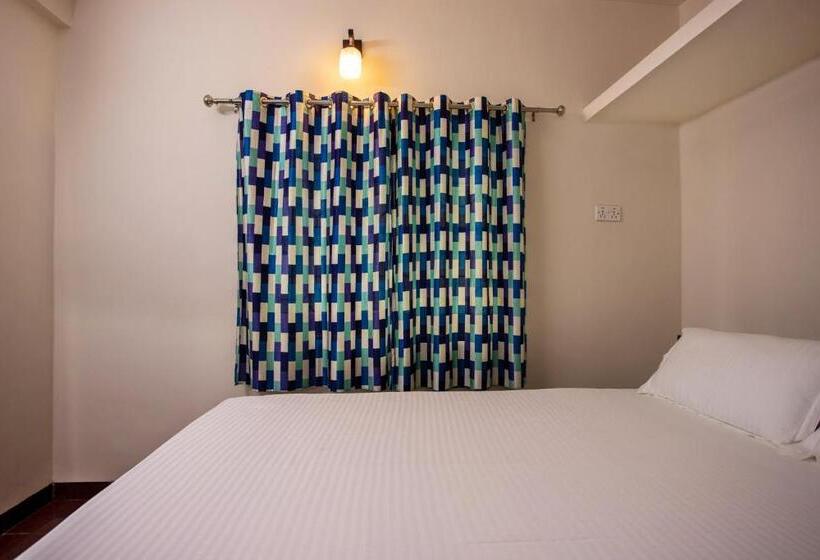 דירת חדר, Whiteboard Homes Siolim