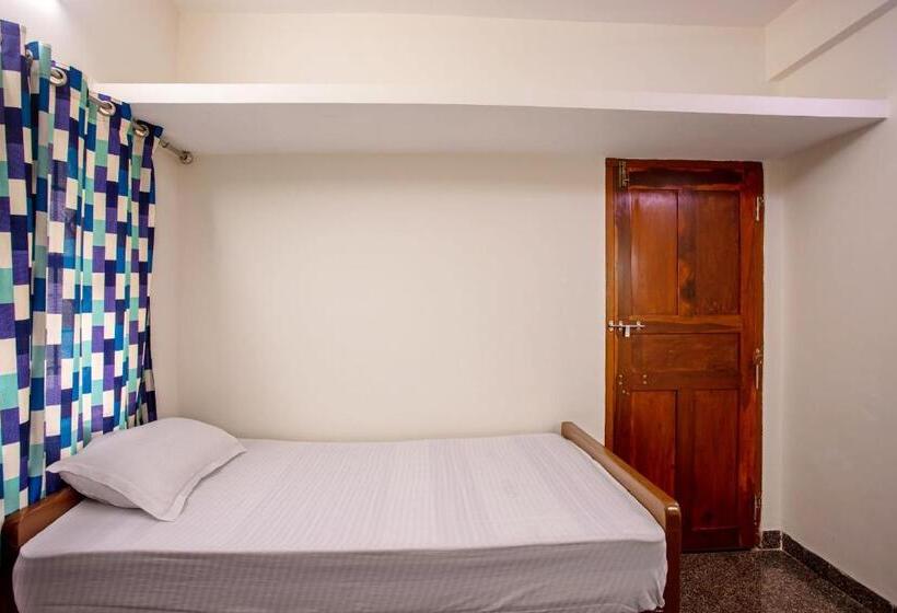 דירת חדר, Whiteboard Homes Siolim