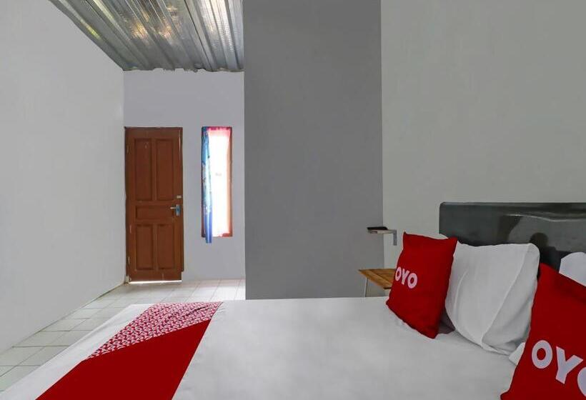 Номер Стандарт, Oyo 90809 Homestay Black Pink Merah Jambu