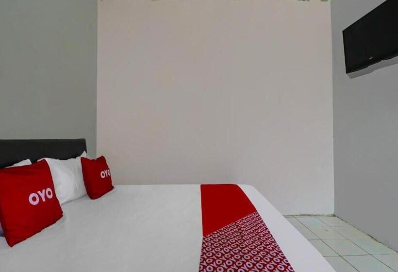 スタンダードルーム, Oyo 90809 Homestay Black Pink Merah Jambu