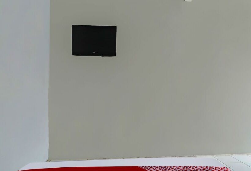 スタンダードルーム, Oyo 90809 Homestay Black Pink Merah Jambu