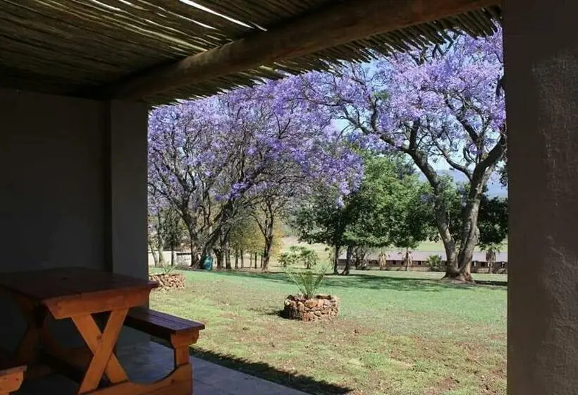 マウンテンビュースタンダードルーム, Berlouri Guest House
