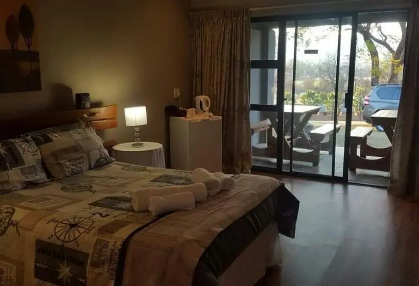 マウンテンビュースタンダードルーム, Berlouri Guest House